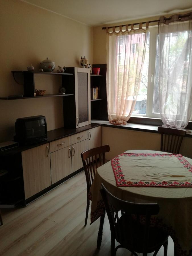 Apartmen Xan Malamir Varna Extérieur photo