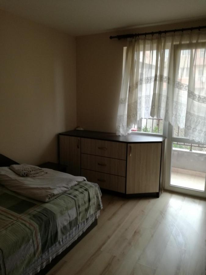 Apartmen Xan Malamir Varna Extérieur photo